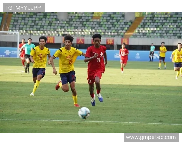 梅州客家足球球星成长之路与辉煌瞬间展现客家精神风采